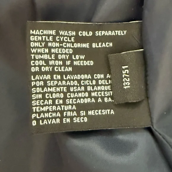 London Fog Navy Polka Dot Cotton and Spandex Trench Like / Rain Coat 🧥 - Picture 11 of 11